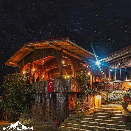 Menzara & Restaurant * Senaiye
